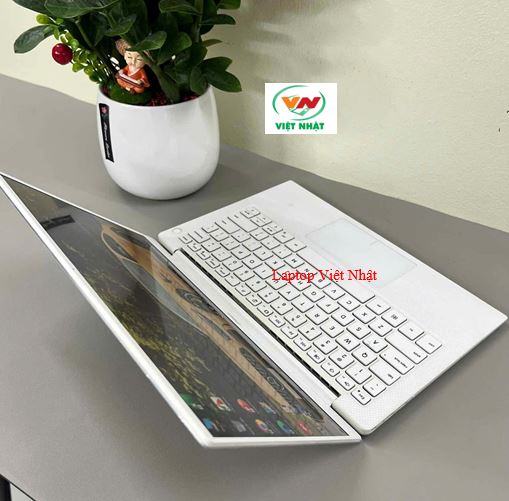 8bce935d3efdb5a3ecec6